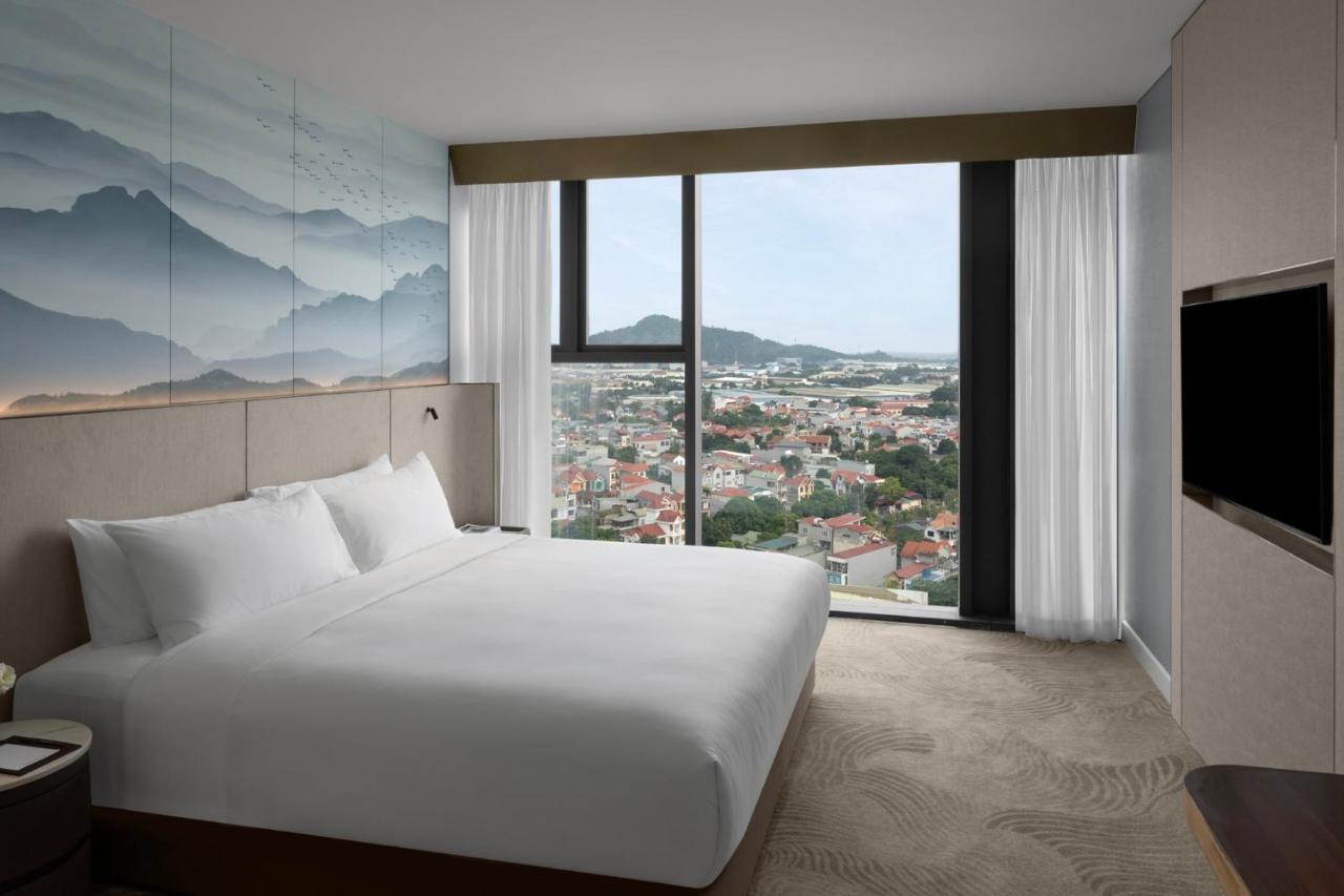 Crowne Plaza Vinh Yen City Centre By Ihg מראה חיצוני תמונה