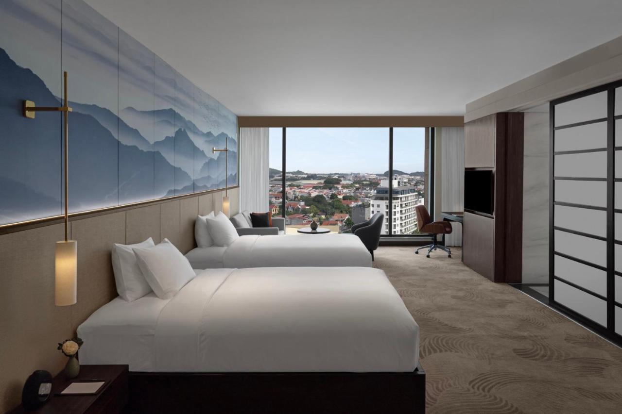 Crowne Plaza Vinh Yen City Centre By Ihg מראה חיצוני תמונה
